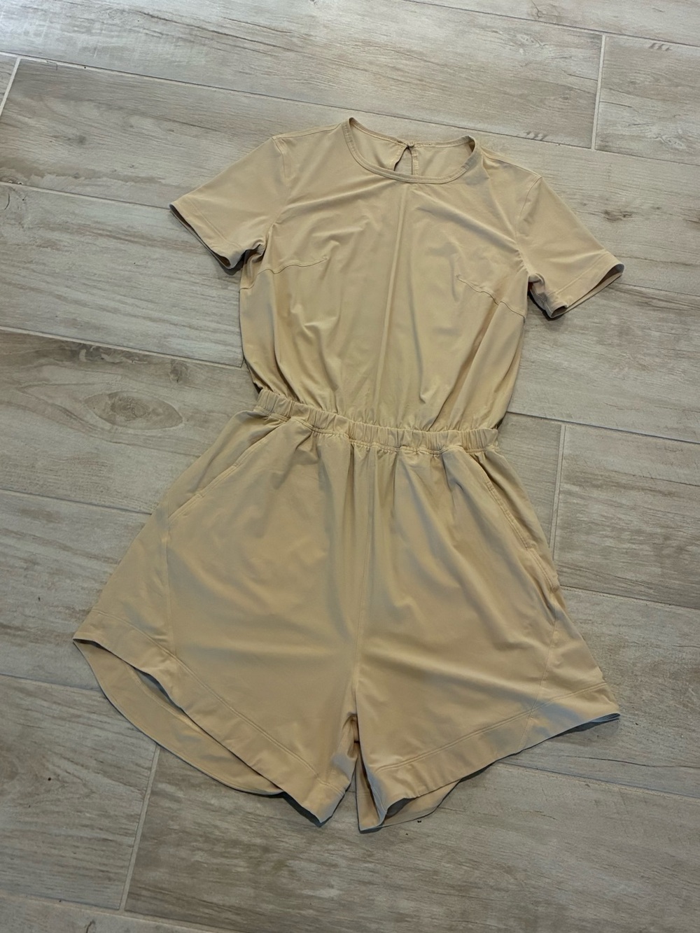 Lululemon Lighweight High-Neck Romper